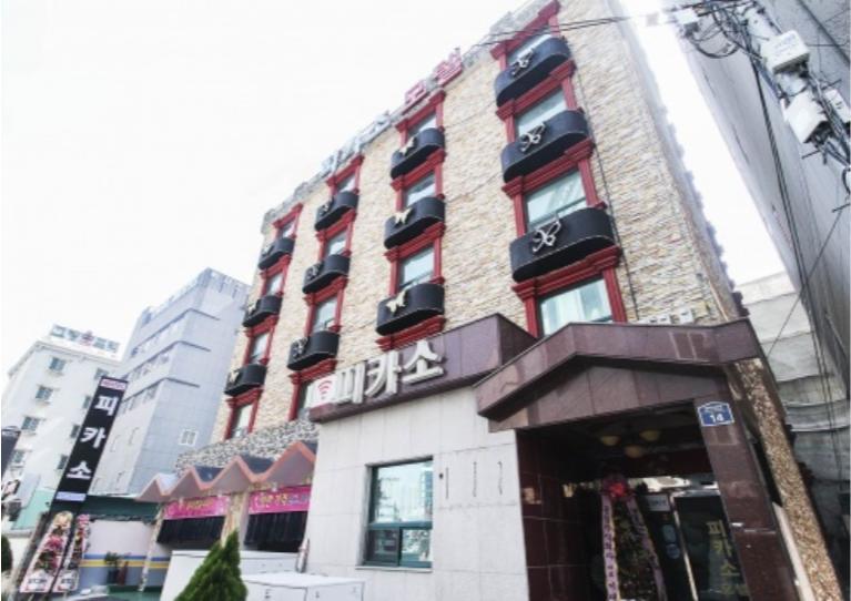 Picasso Motel Haeundae Busan Extérieur photo